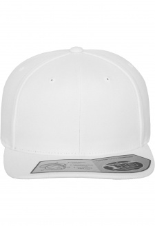 110 Fitted Snapback white